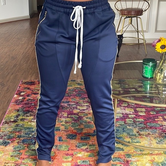 Navy and gold athletic pants XL. - Picture 1 of 8